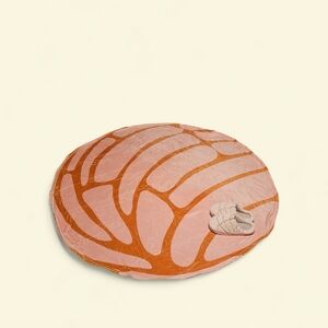 Cozy Women's Pink Quilted Slippers With Matching Concha Throw Blanket Combo Set